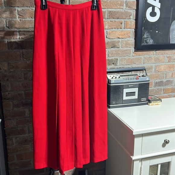 Vintage | size 8 | Red | Cynthia Howie | Pleated | A-line skirt - Picture 9 of 16